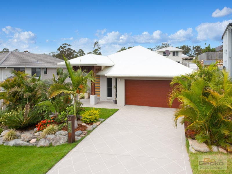 27 Ironbark Circuit, Everton Hills, Everton Hills - Image 1