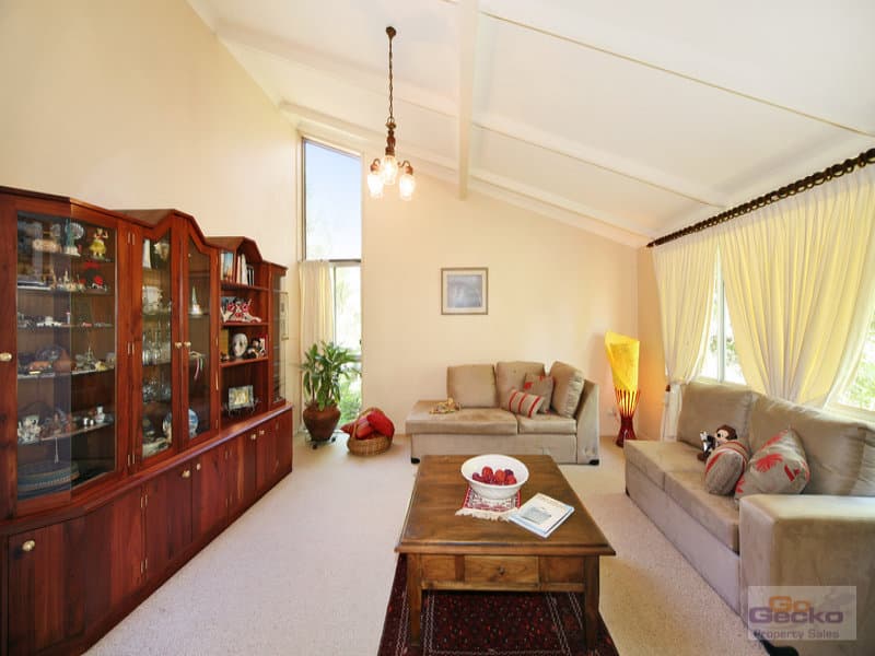 2 Plucks Road, Arana Hills, Arana Hills - Thumbnail 5