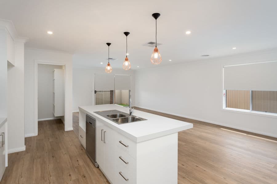 4 Barrett Street, Lloyd, Lloyd - Thumbnail 4