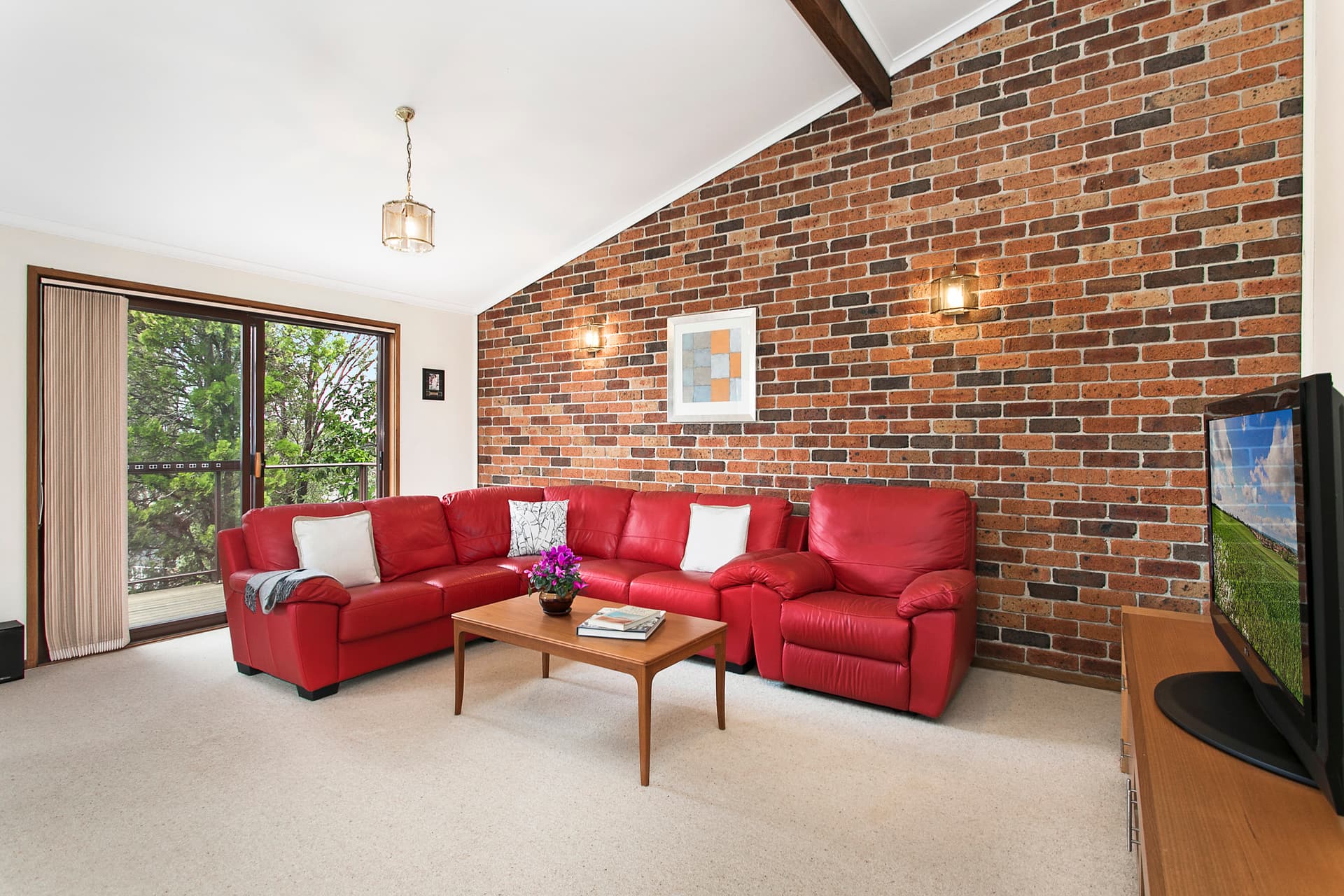 29 Wilbung Road, Illawong, Illawong - Thumbnail 3