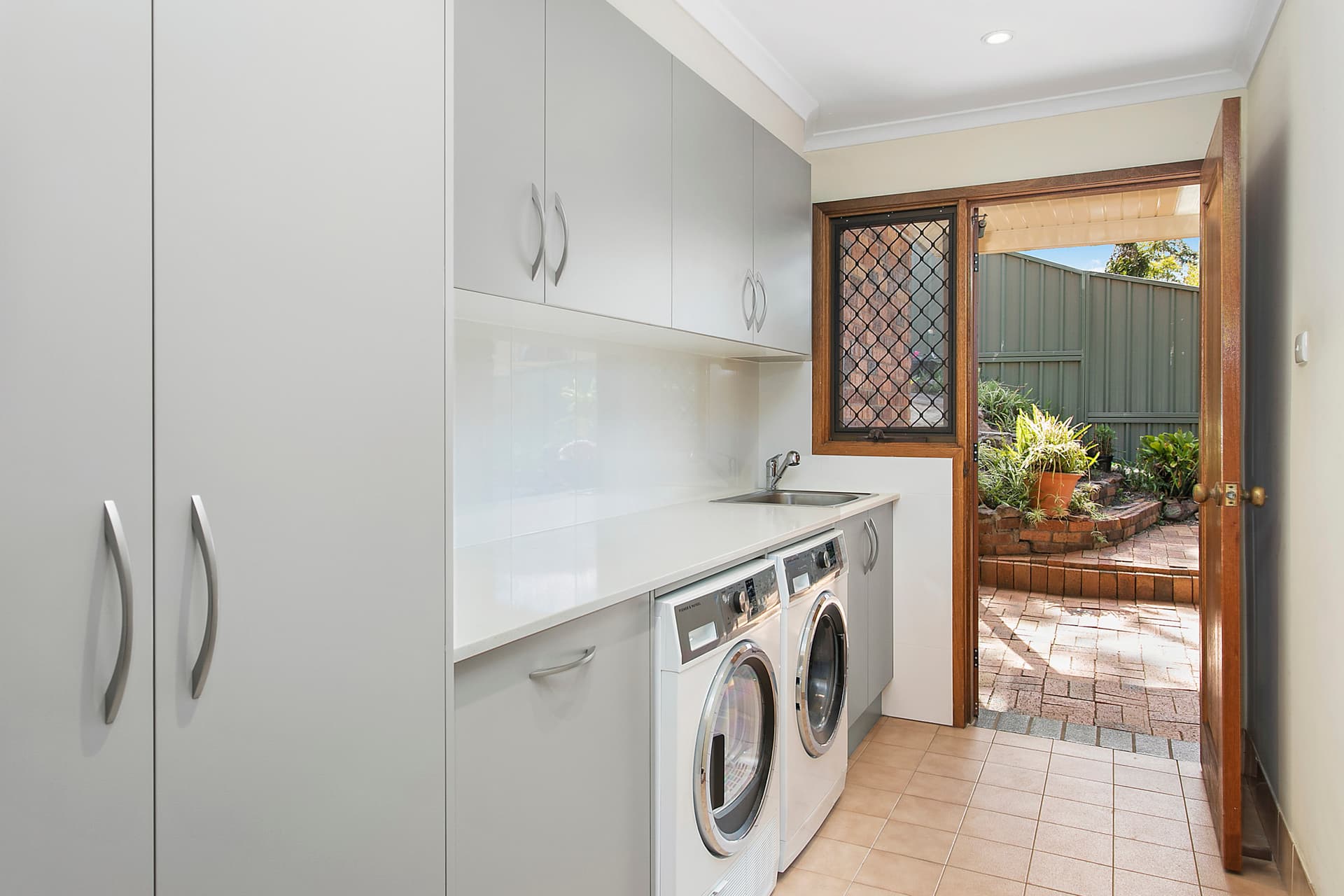 29 Wilbung Road, Illawong, Illawong - Thumbnail 6