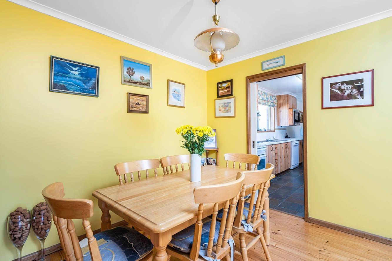 37 Hyndes Crescent, Holder, Holder - Thumbnail 5