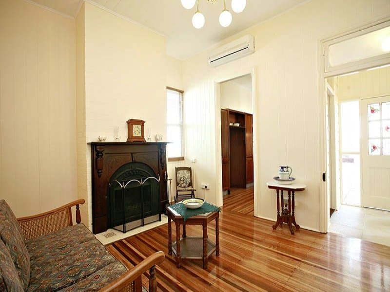 18 Hammond Street, Red Hill, Red Hill - Thumbnail 3