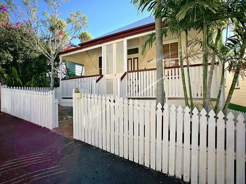 18 Hammond Street, Red Hill, Red Hill - Image 1