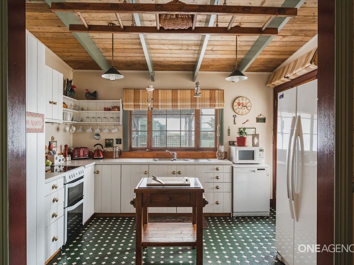 22 Old Bass Highway, Wynyard, Wynyard - Thumbnail 3