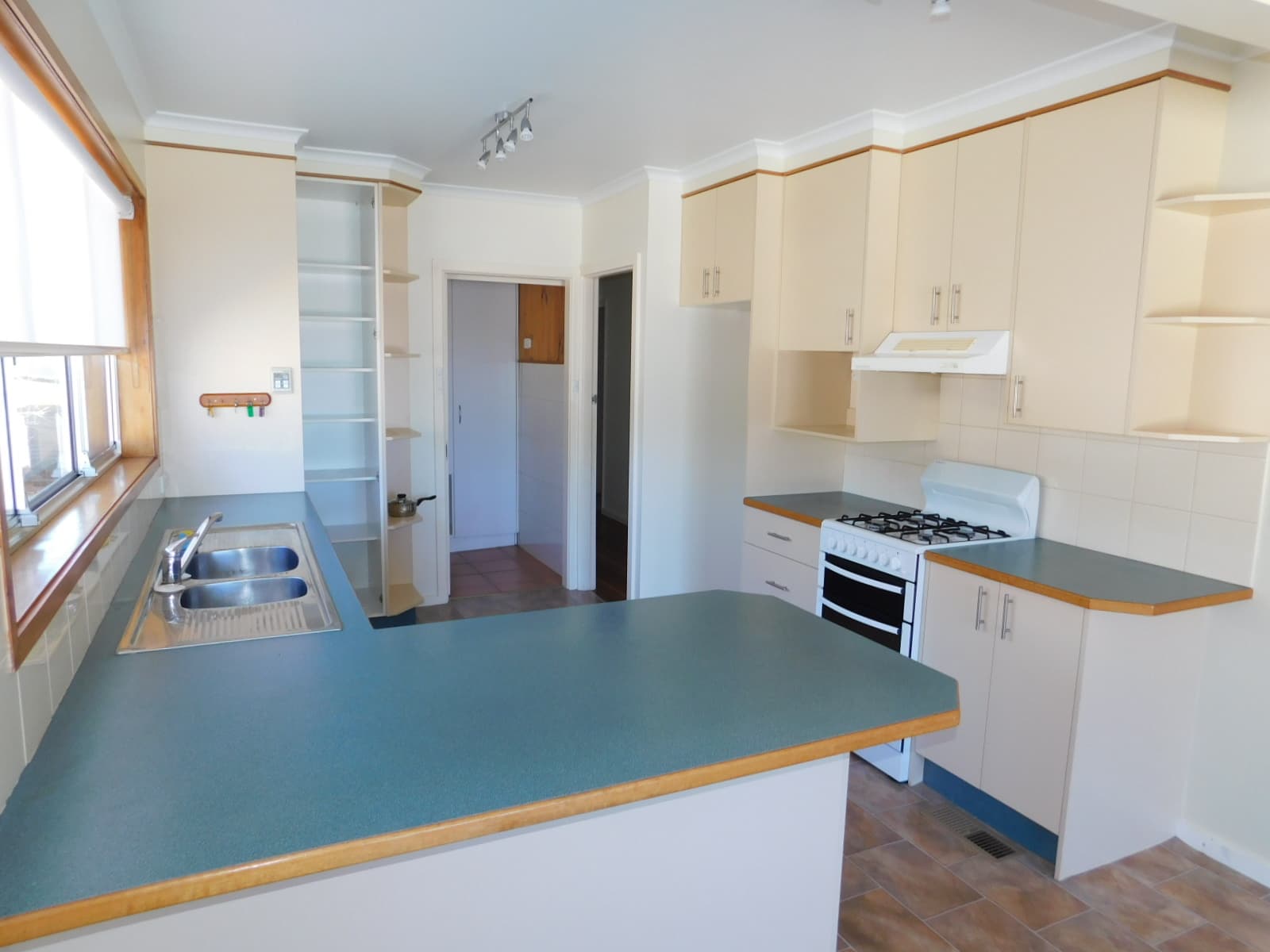 5 Maneroo  Place, Cooma, Cooma - Thumbnail 5