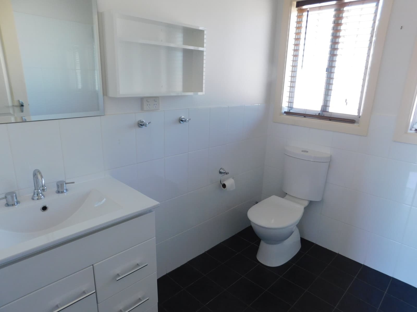 5 Maneroo  Place, Cooma, Cooma - Thumbnail 8