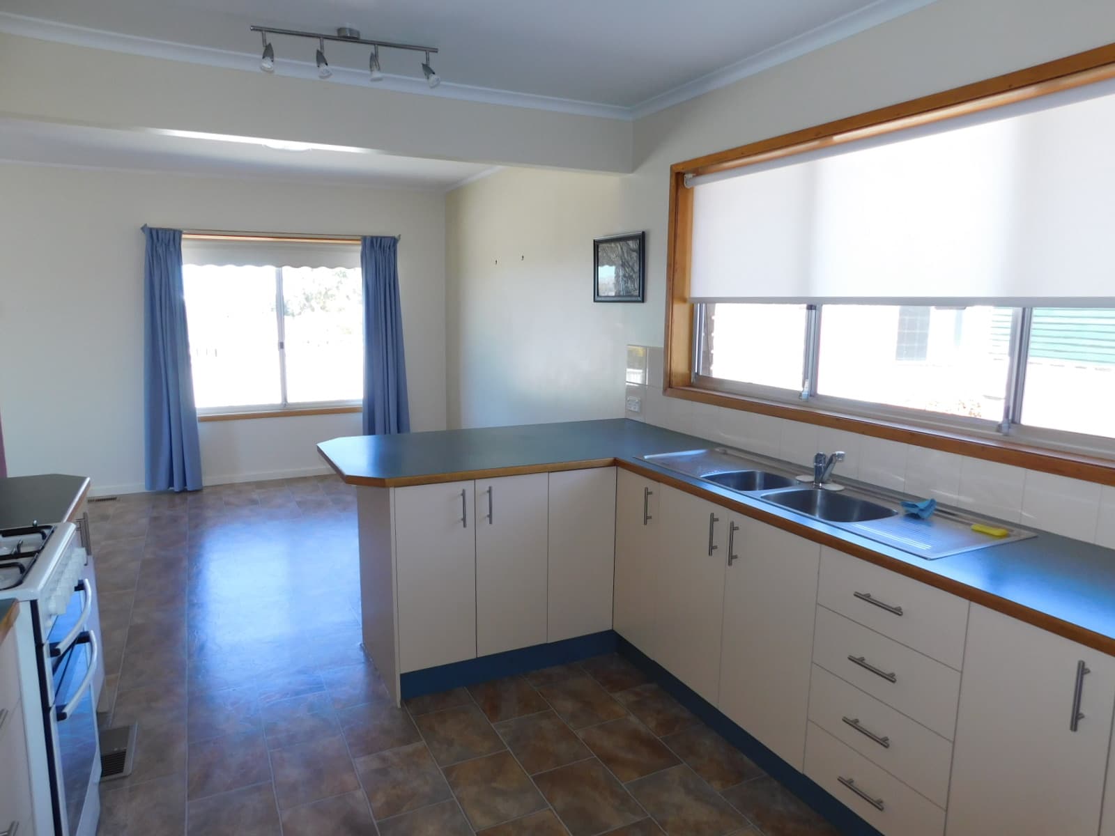 5 Maneroo  Place, Cooma, Cooma - Thumbnail 4