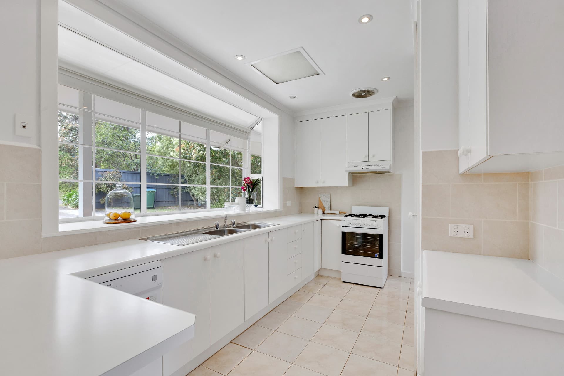 4 Redbourne Avenue, Mount Eliza, Mount Eliza - Thumbnail 6