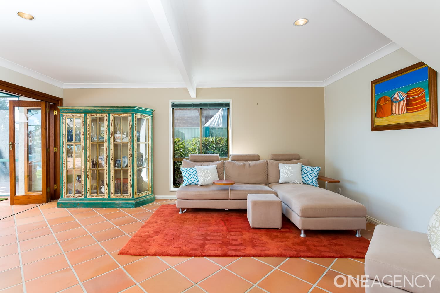 17 Australia Court, Newport, Newport - Thumbnail 3