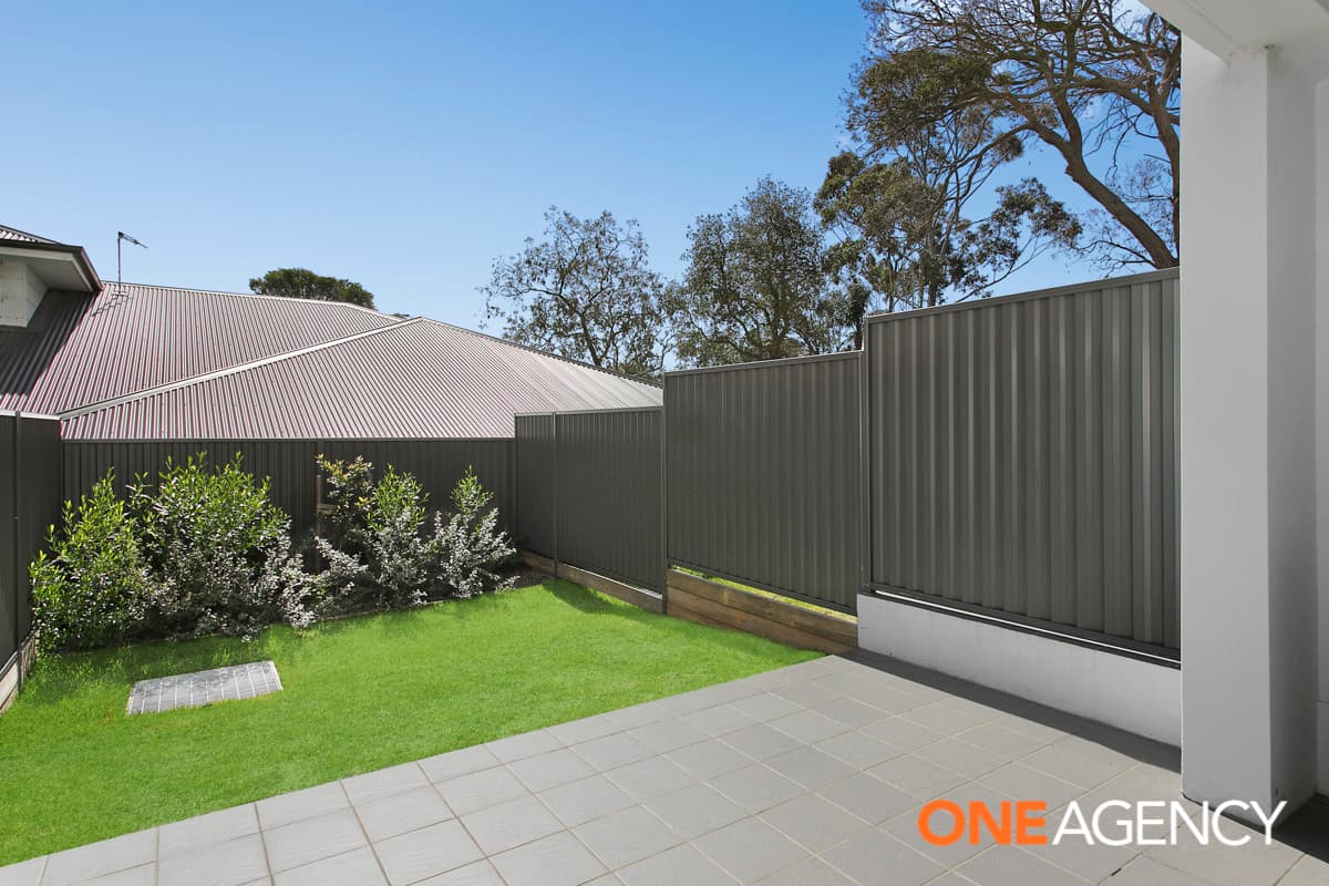 G12/11 Veno Street, Heathcote, Heathcote - Thumbnail 2