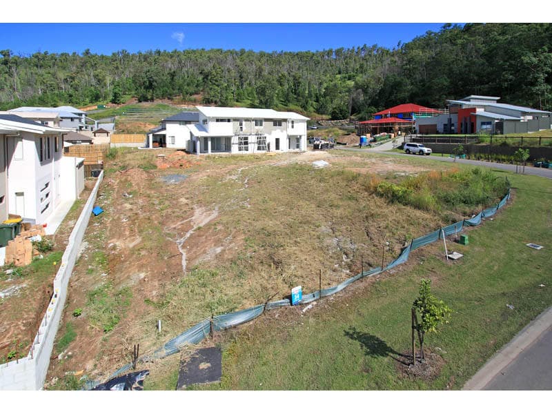 2/12 George Street, Eastlakes - Image 1