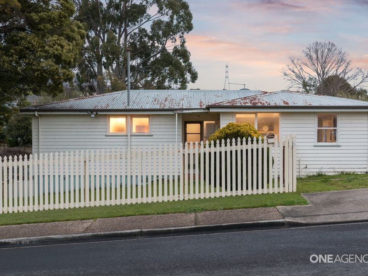 1 Colegrave Road, Upper Burnie, Upper Burnie - Thumbnail 2