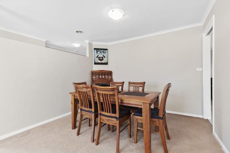 8 Dempsey Place, Gordon, Gordon - Thumbnail 5