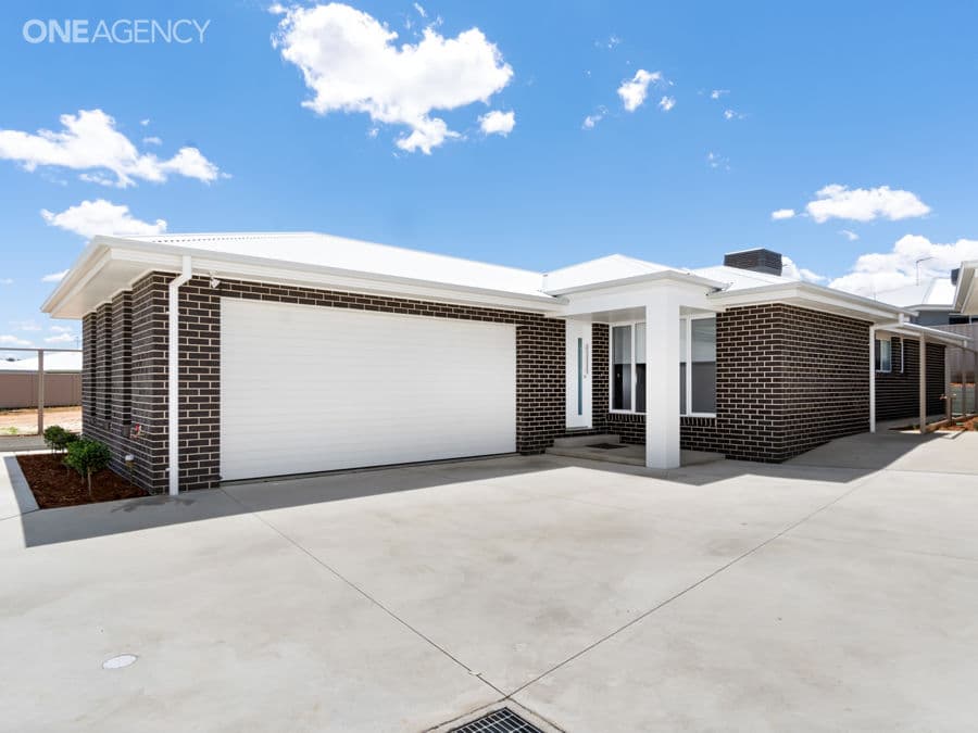 2/8 Wylie Court, Boorooma, Boorooma - Image 1