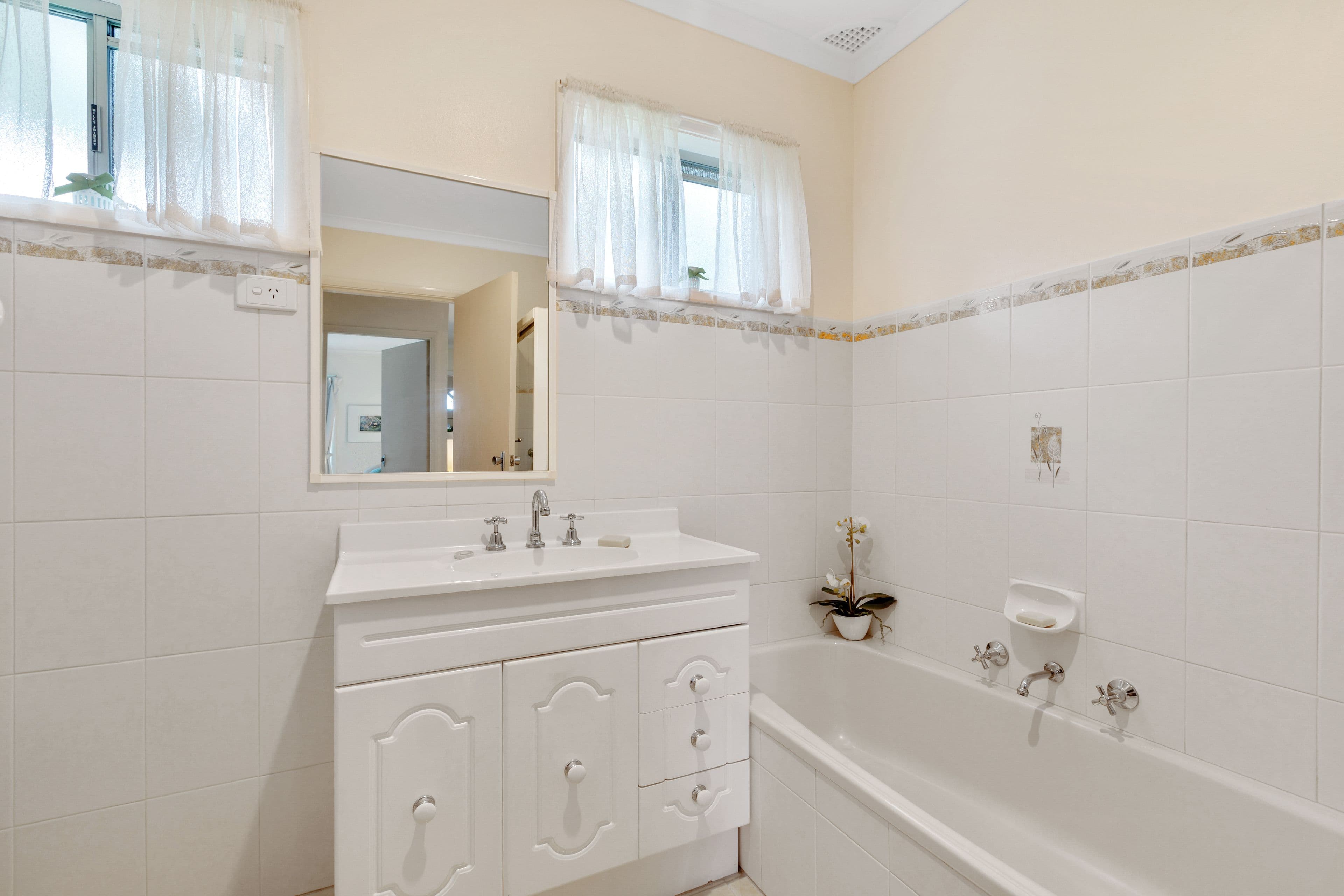 63 Hillcrest Avenue, Tacoma, Tacoma - Thumbnail 7