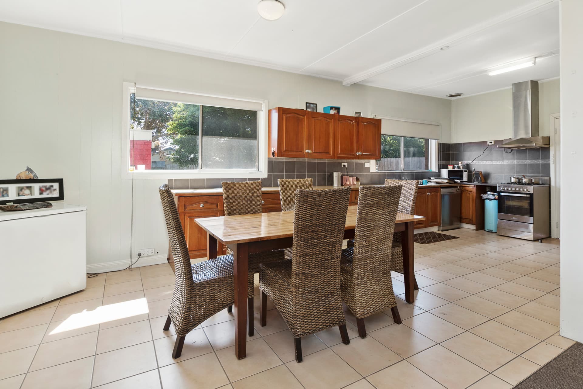 11 Wave Street, Frankston, Frankston - Thumbnail 5