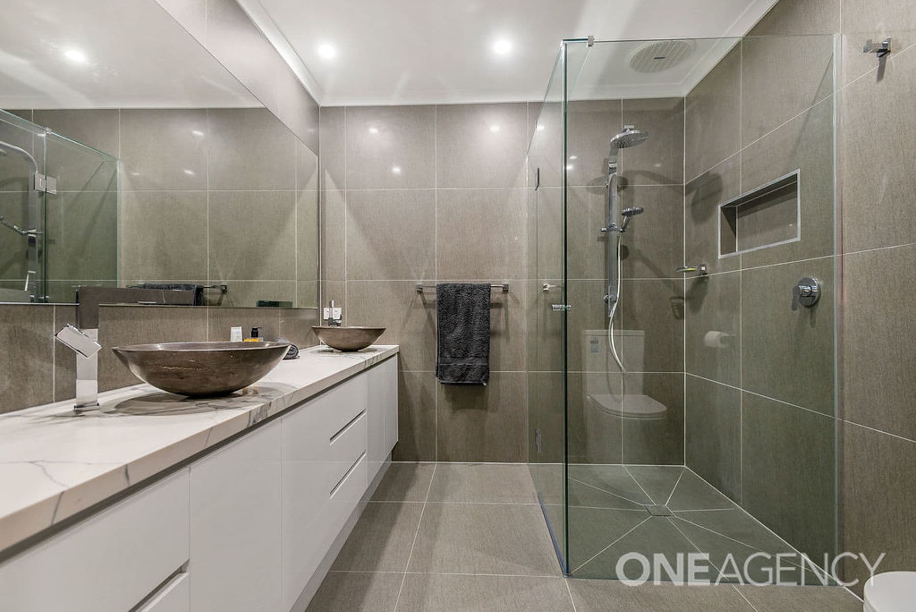6 Dorcas Lane, Taylors Hill, Taylors Hill - Thumbnail 8