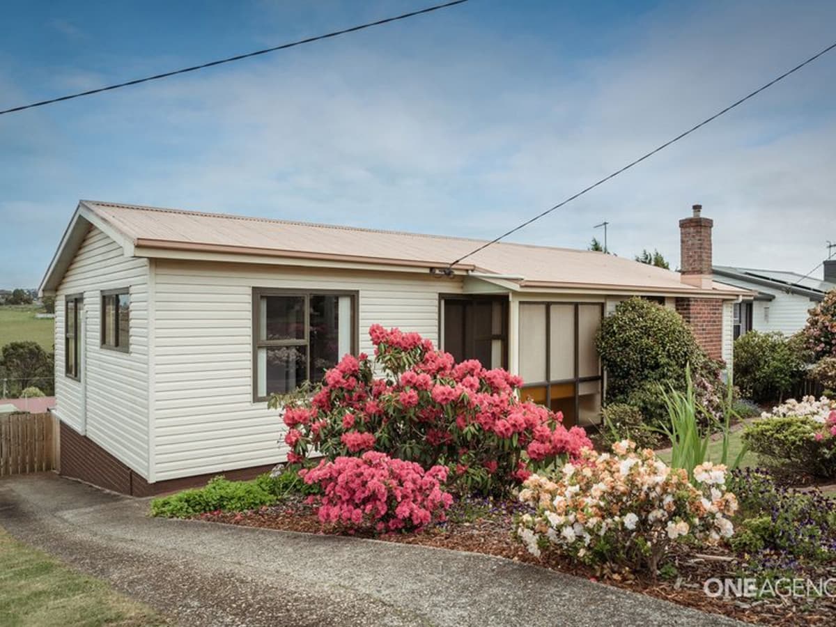 68 Stirling Street, Acton, Acton - Image 1