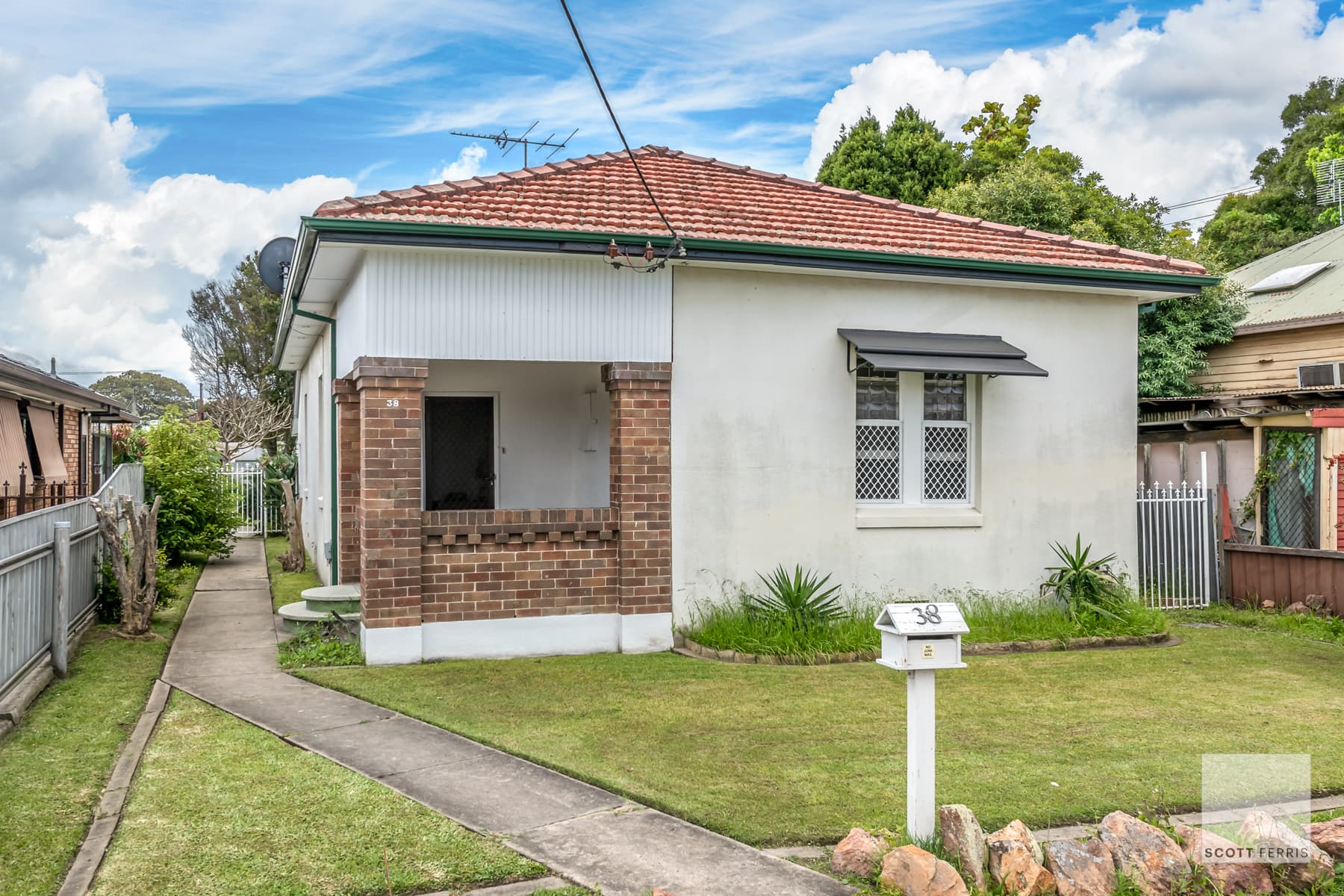 38 Sunderland Street, Mayfield, Mayfield - Image 1