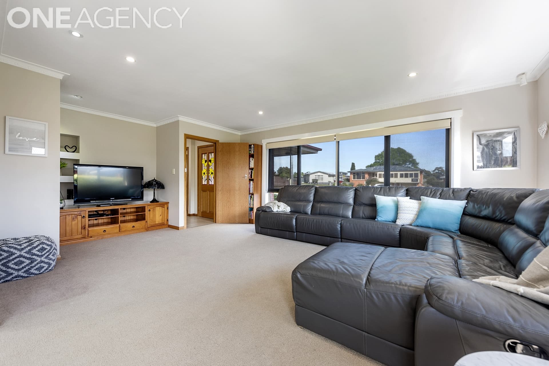 4 Glen Court, Devonport, Devonport - Thumbnail 2