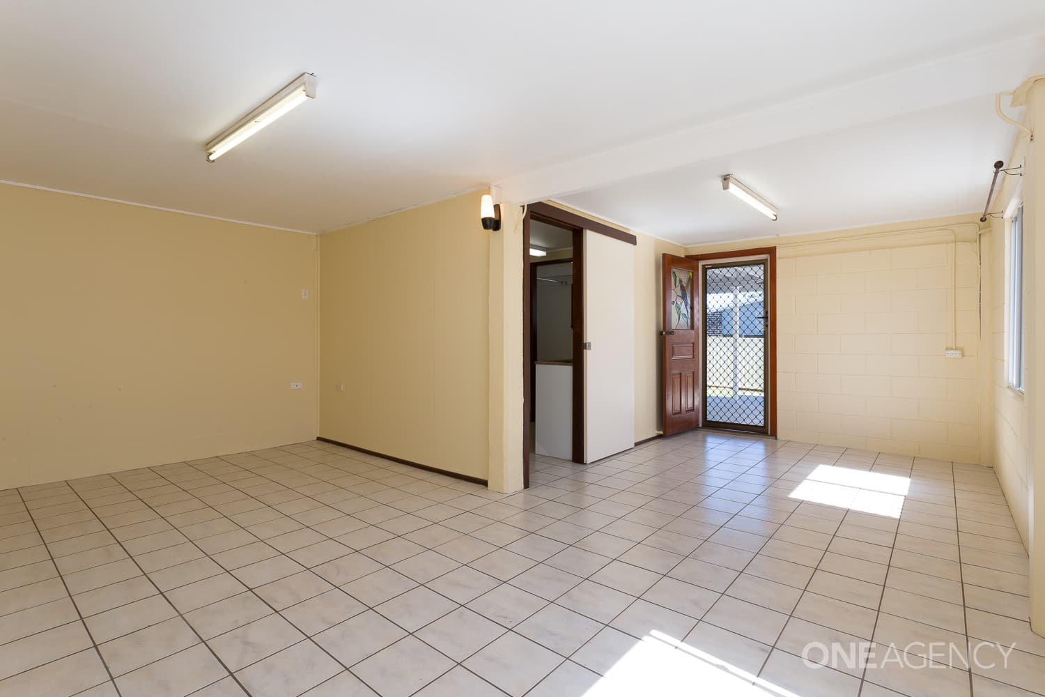 11 Pikett Street, Clontarf, Clontarf - Thumbnail 8