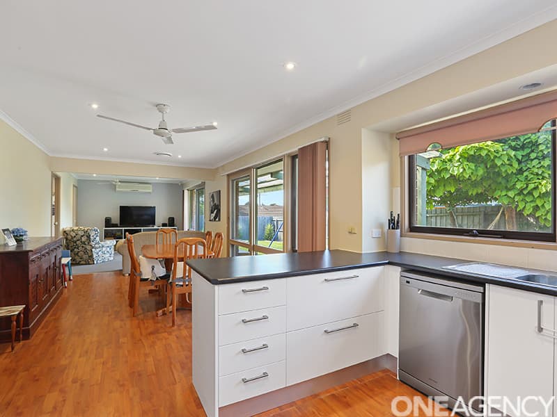 15 Birkenhead Drive, Grovedale, Grovedale - Thumbnail 4