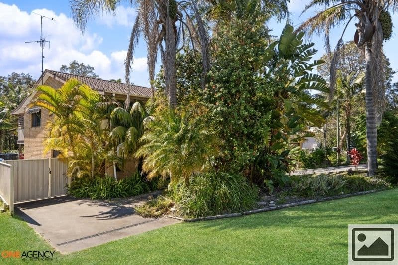32 Seabreeze Parade, Green Point, Green Point - Thumbnail 2