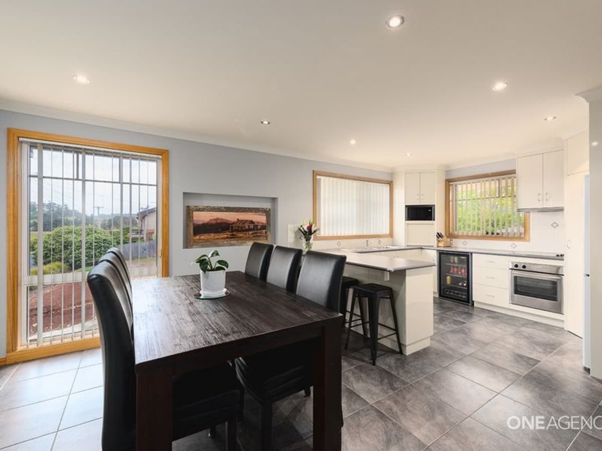 8 Haven Crescent, Ulverstone, Ulverstone - Thumbnail 7
