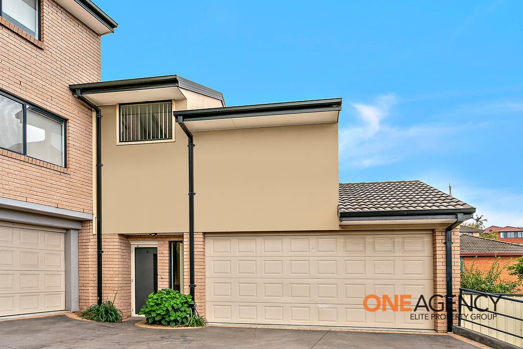 6/6-8 Melinda Grove, Lake Heights, Lake Heights - Thumbnail 2