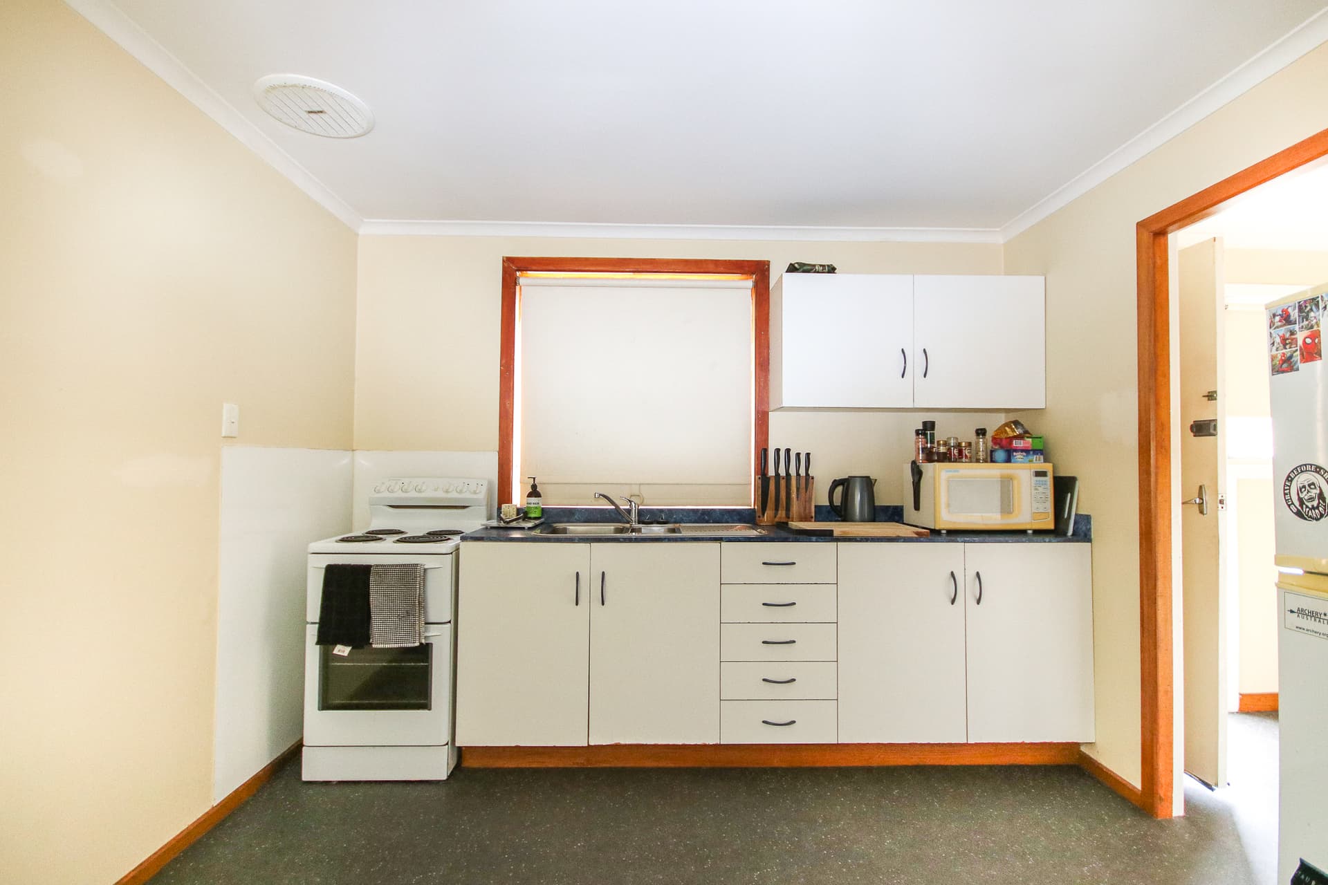 18 Loane Avenue, East Devonport, East Devonport - Thumbnail 2