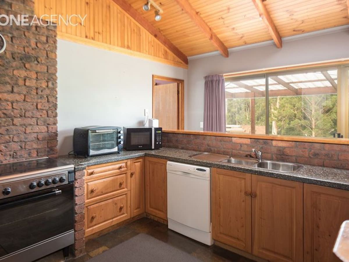 122 Tippetts Road, Mount Hicks, Mount Hicks - Thumbnail 3