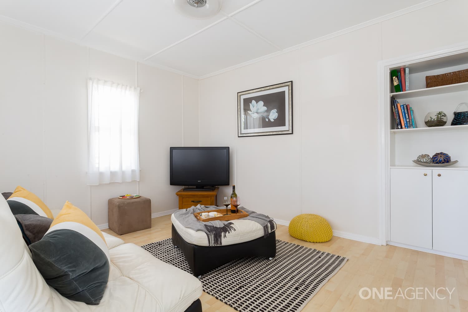 24 Bailey Street, Woody Point, Woody Point - Thumbnail 2