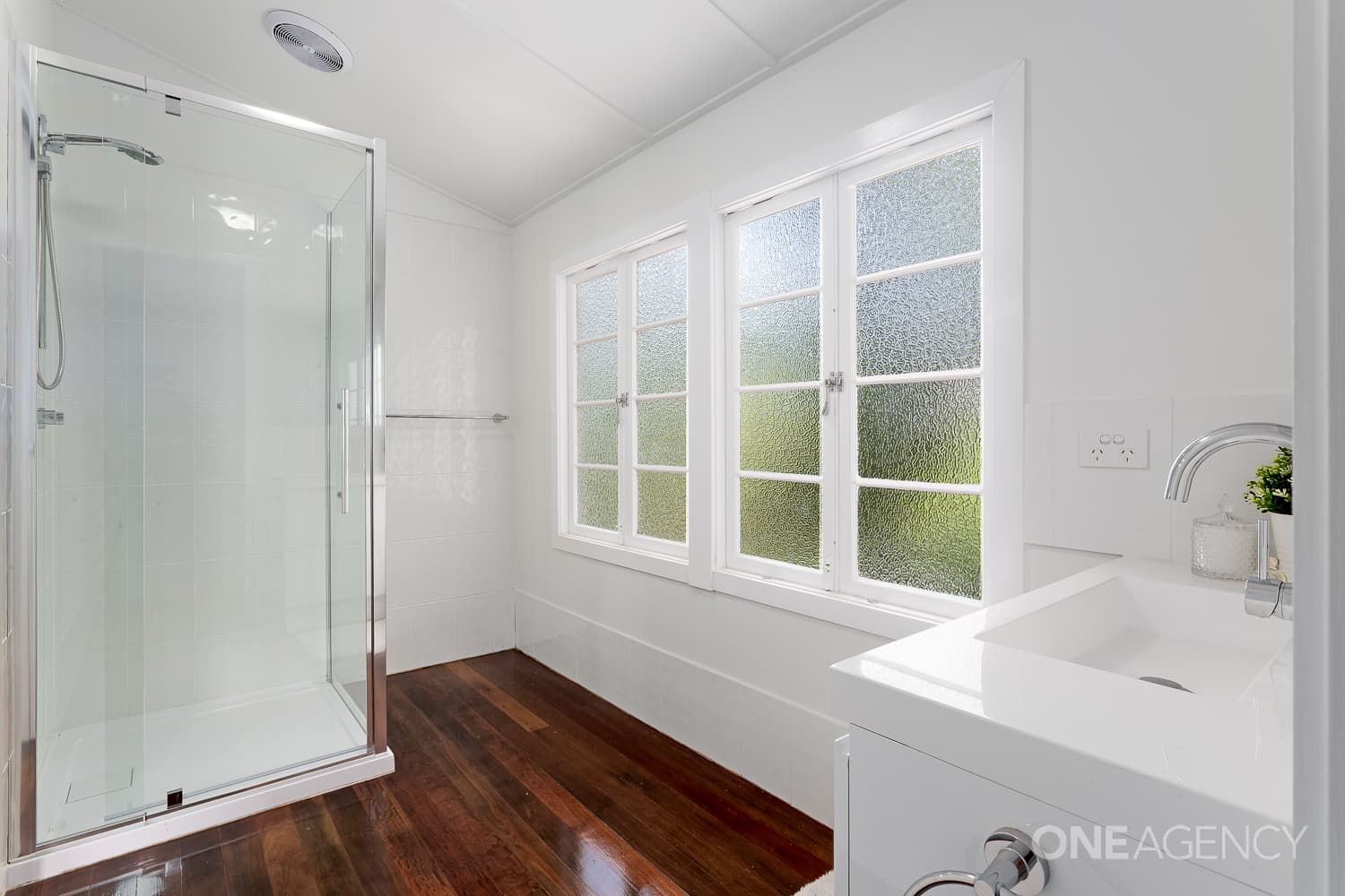 65 Arthur Street, Woody Point, Woody Point - Thumbnail 7