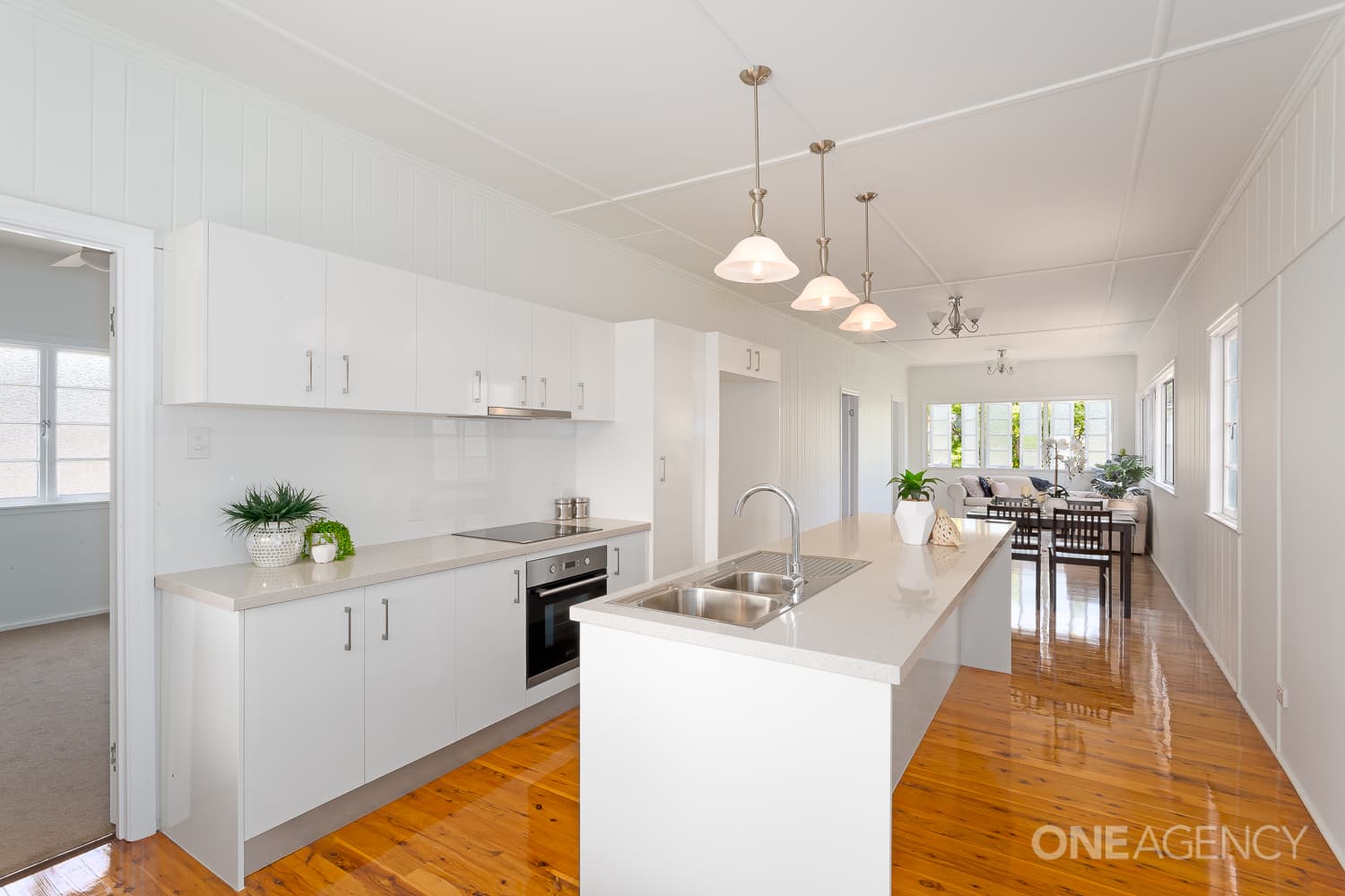 65 Arthur Street, Woody Point, Woody Point - Thumbnail 3
