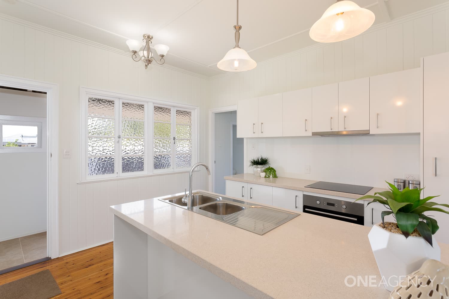 65 Arthur Street, Woody Point, Woody Point - Thumbnail 5