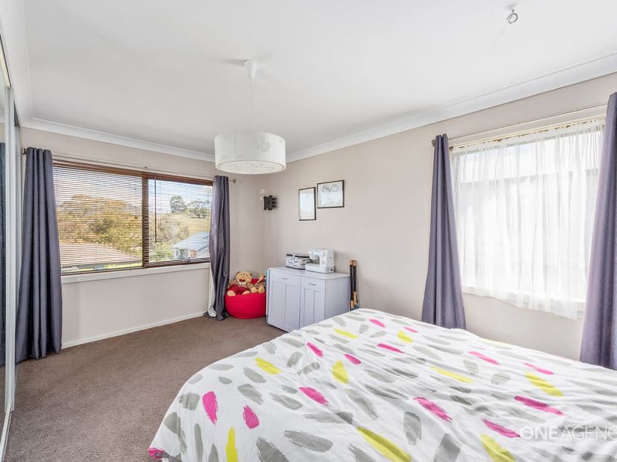 39 Ashwater Crescent, Penguin, Penguin - Thumbnail 6