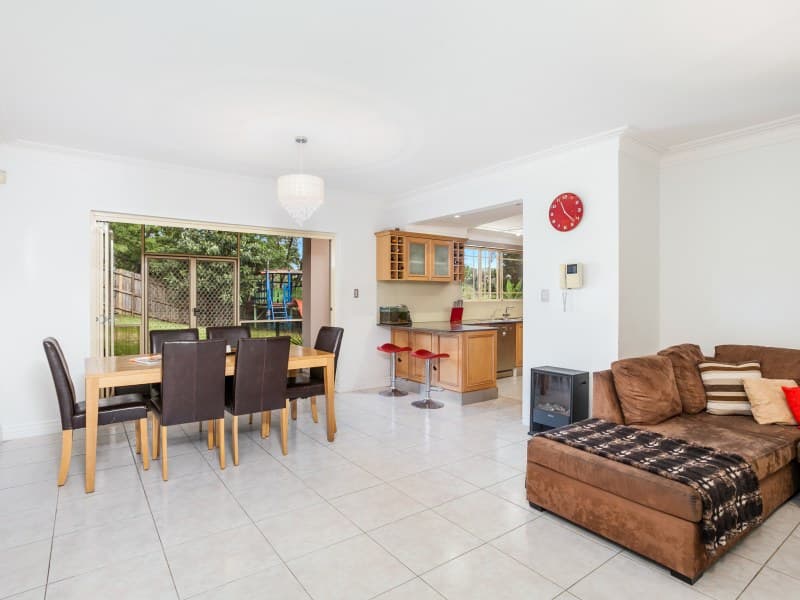 26 McPherson Place, Illawong, Illawong - Thumbnail 3