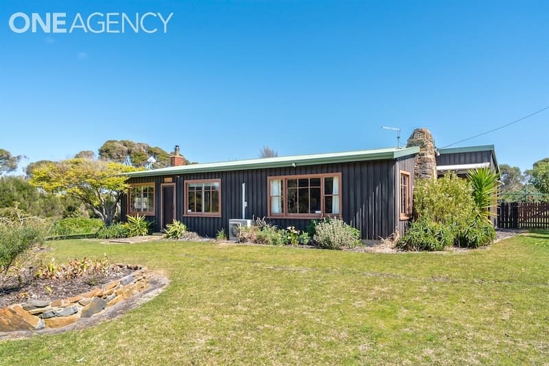 2 Larooma Road, Hawley Beach, Hawley Beach - Thumbnail 2
