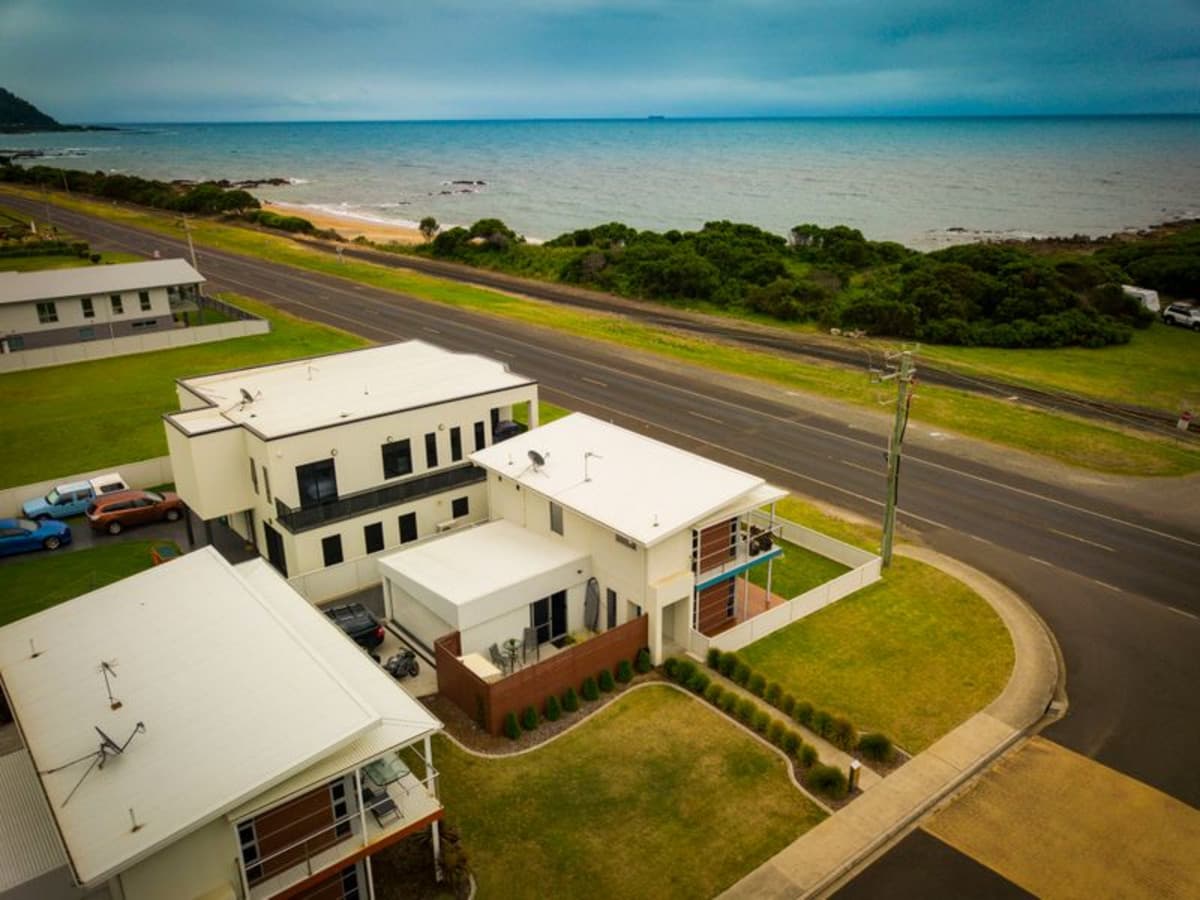 1/2 Oceanside Boulevard, Sulphur Creek, Sulphur Creek - Thumbnail 4