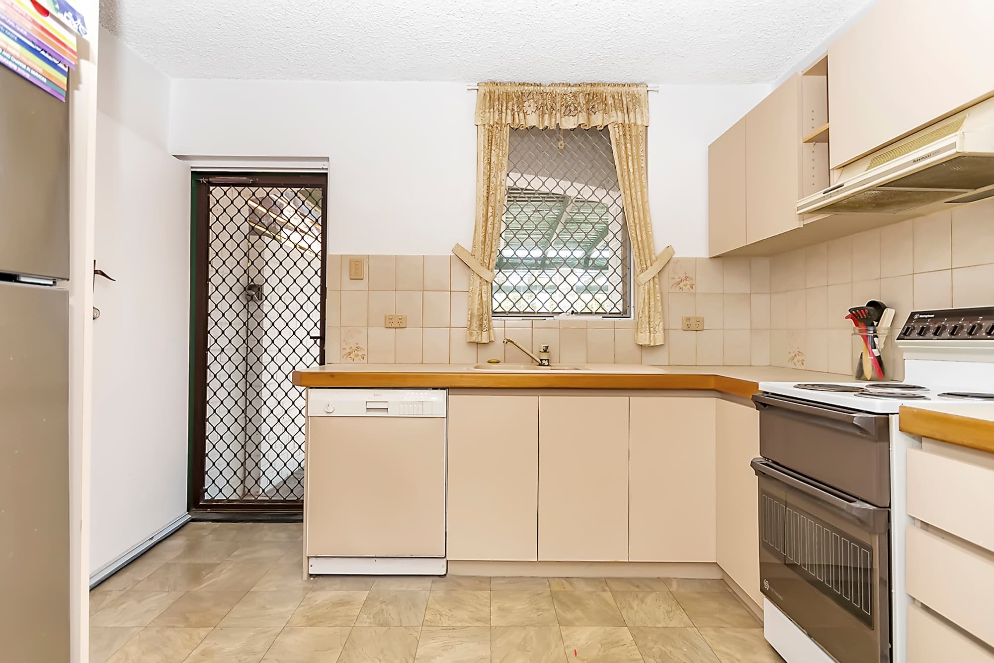 9a Myrtle Avenue, Sorrento, Sorrento - Thumbnail 3