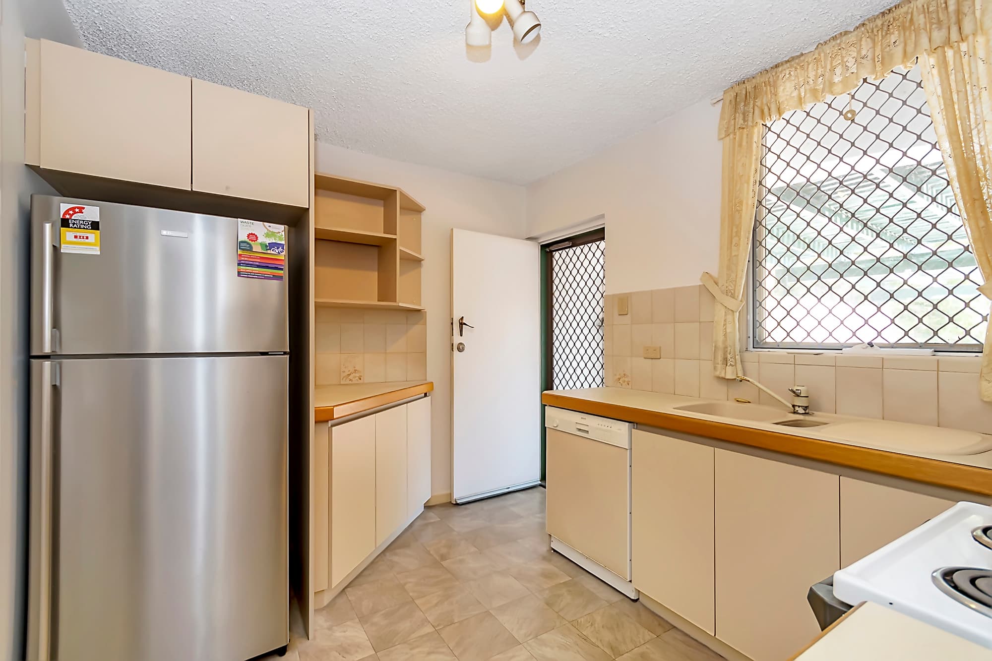 9a Myrtle Avenue, Sorrento, Sorrento - Thumbnail 6