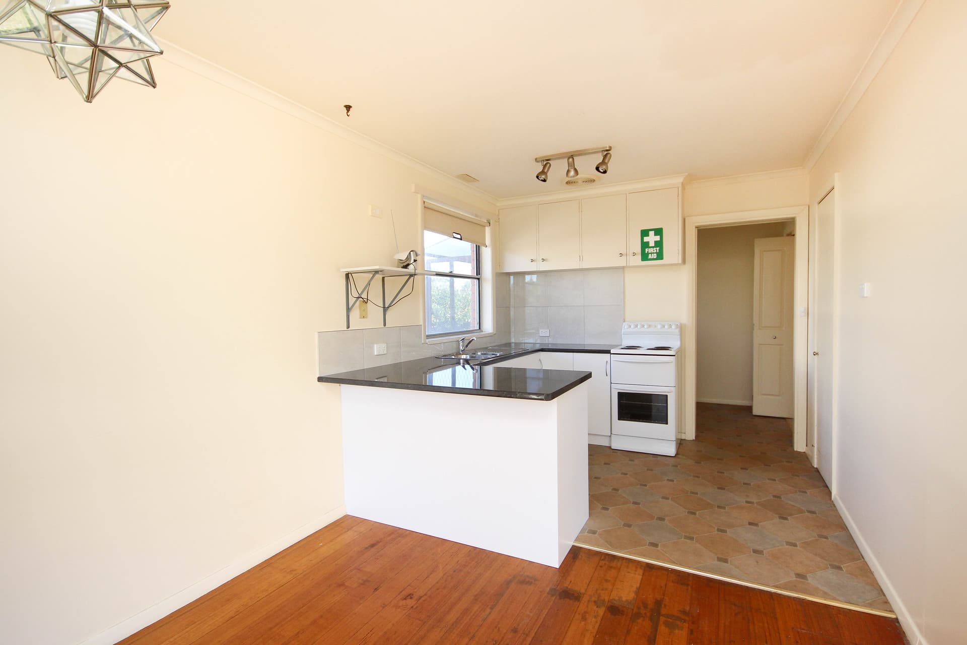 51 Surrey Street, Devonport, Devonport - Thumbnail 3