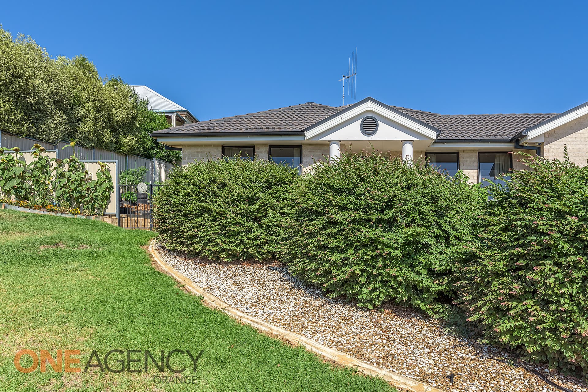 9 Emily Place, Orange, Orange - Image 1