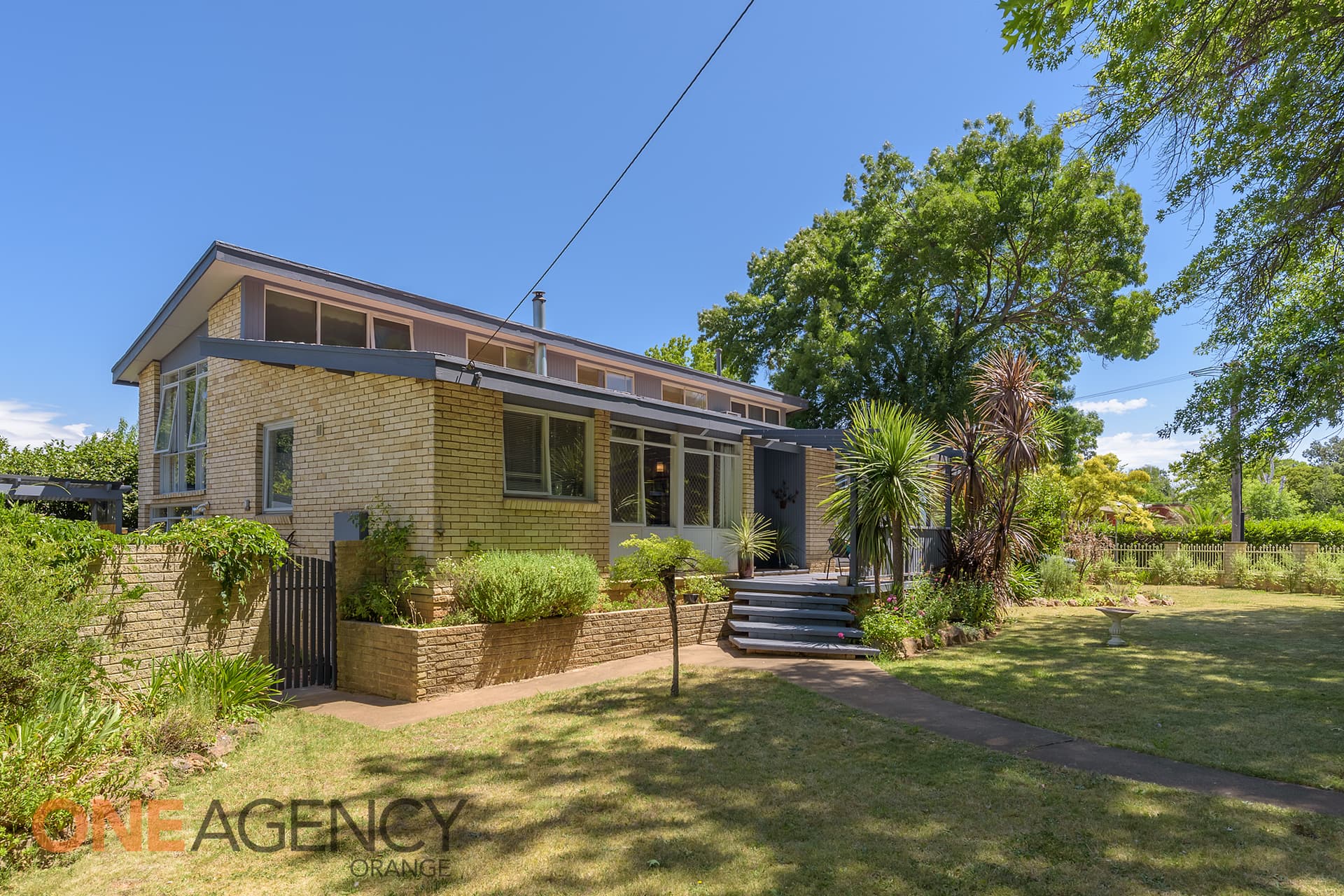 33 Coronation Drive, Orange, Orange - Thumbnail 2