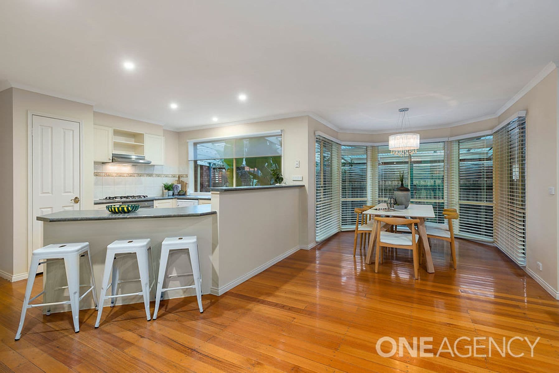 37 Thornton Avenue, Sunbury, Sunbury - Thumbnail 3