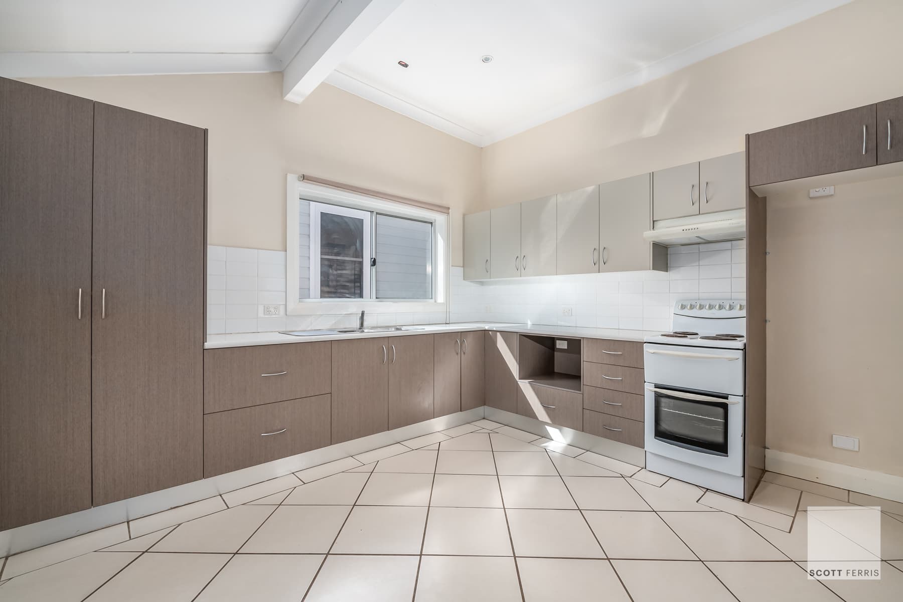11 Hart Street, Mayfield, Mayfield - Thumbnail 2
