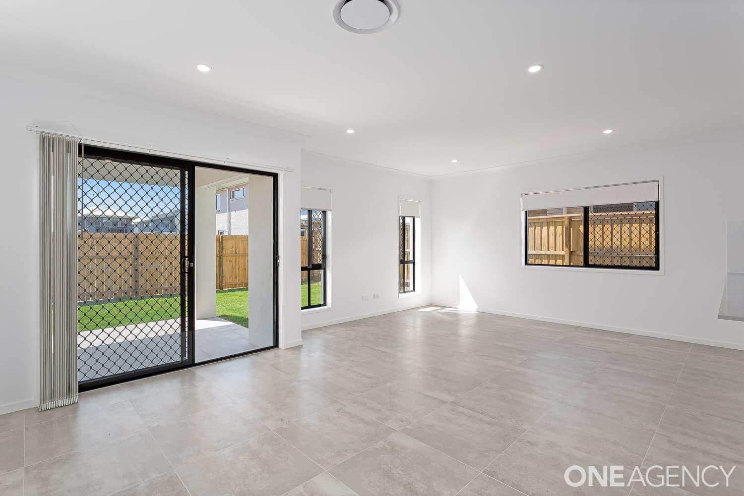 172 Spinnaker Boulevard, Newport, Newport - Thumbnail 4