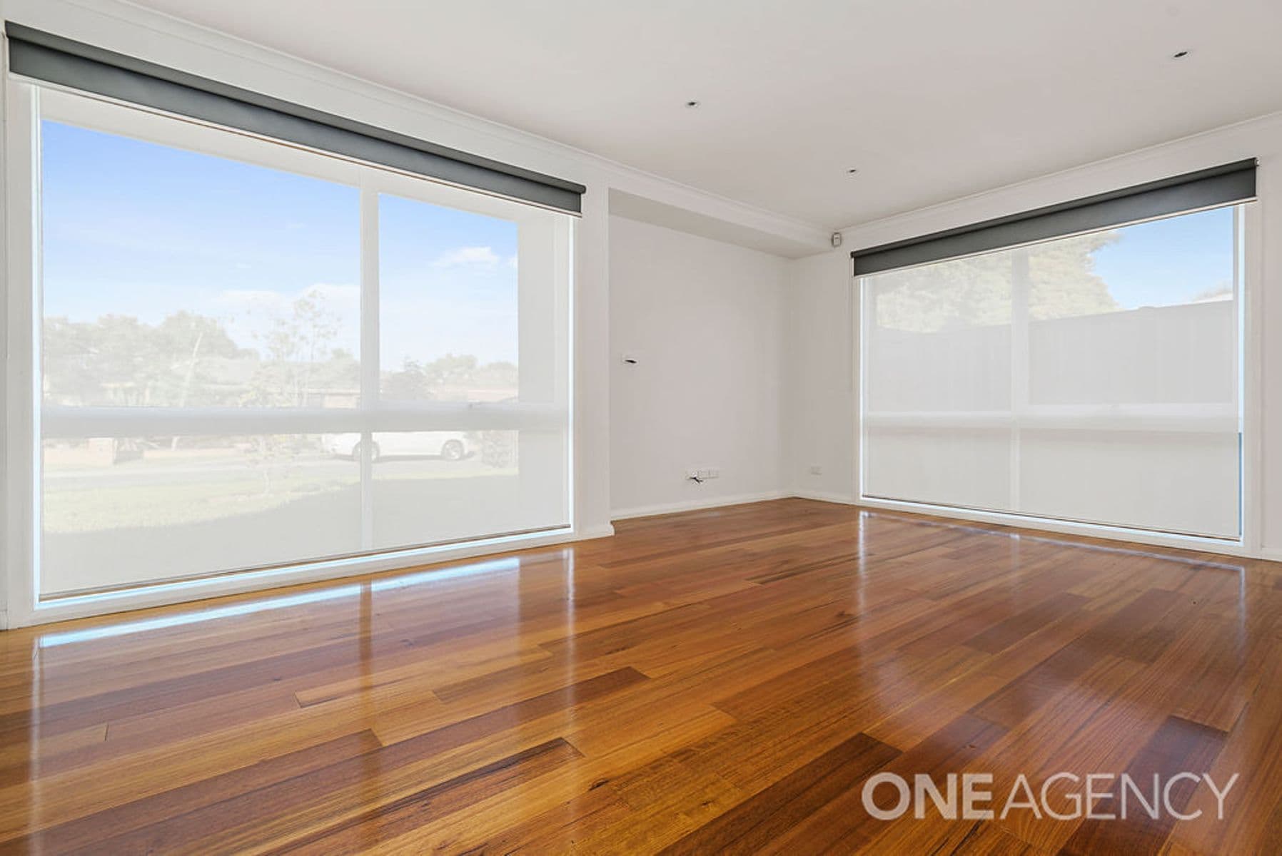 10 Pebble Beach Court, Sunbury, Sunbury - Thumbnail 5
