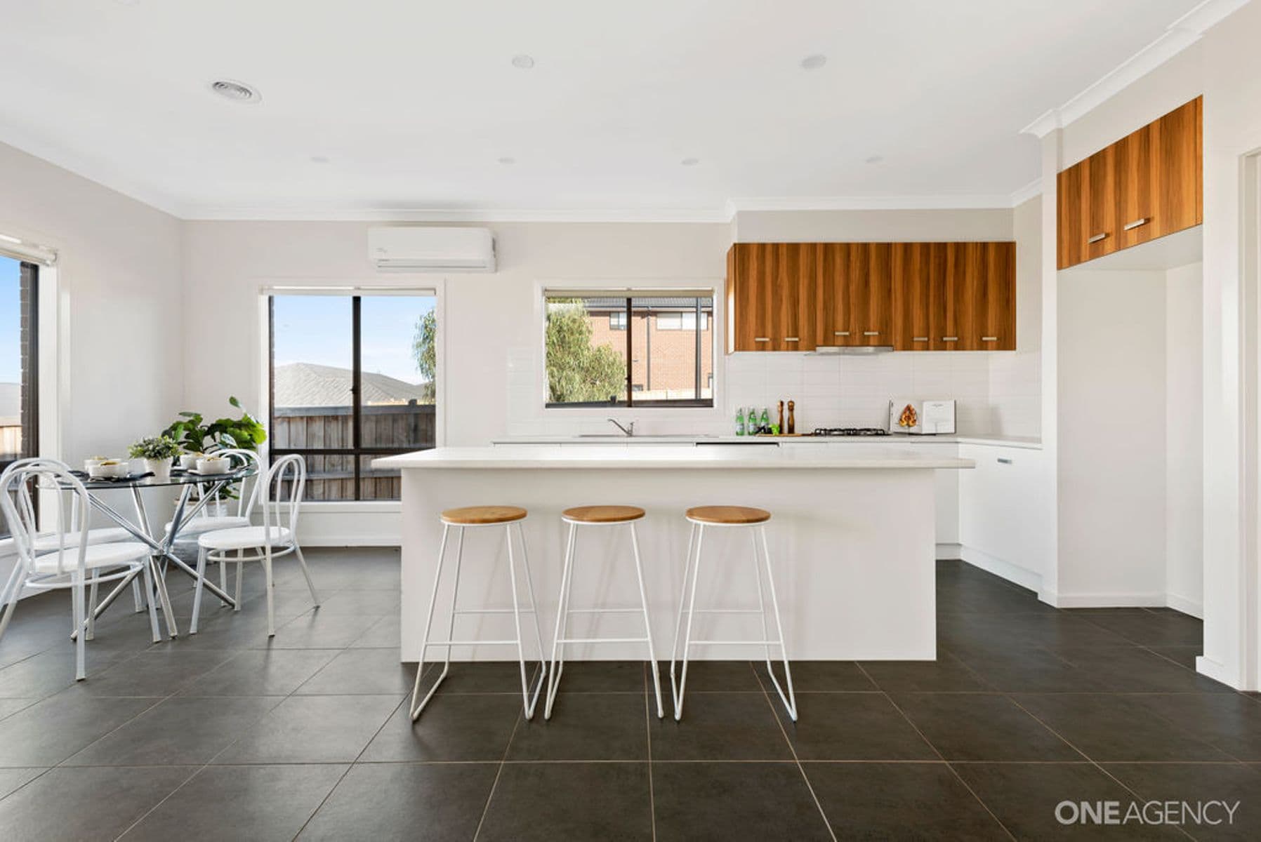 28/2 Newmarket Way, Flemington VIC 3031, Sunbury - Thumbnail 5